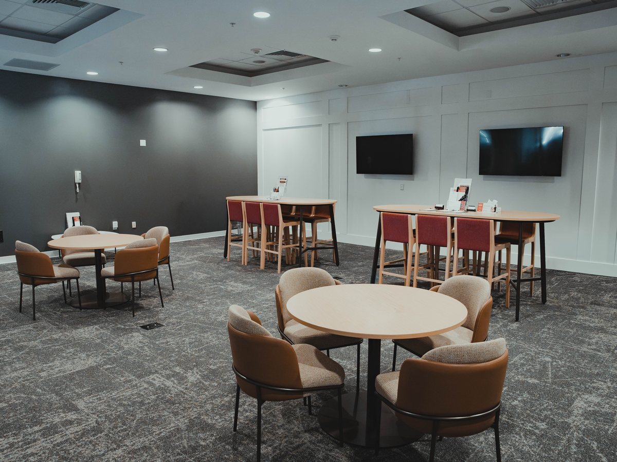 Guest Central lounge